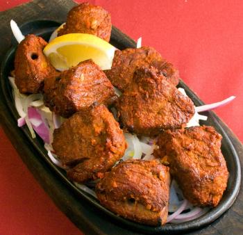 309. LAMB TIKKA BOTTI